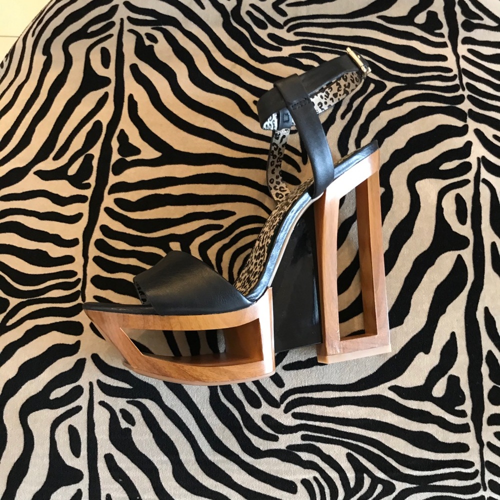 Jessica Simpson shoes